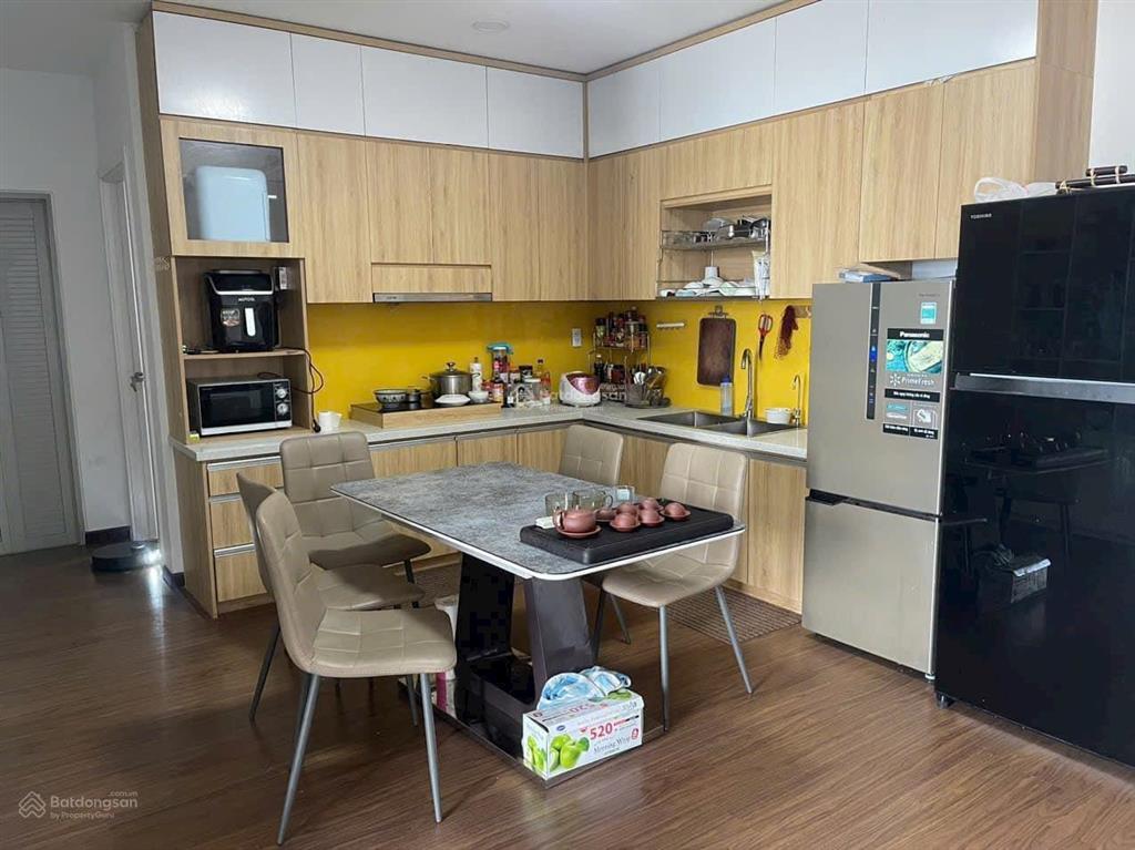 Bán gấp căn góc đẹp gia hoà  tầng cao view q1  68m2  2pn, 2wc  4.2 tỷ chốt  sh riêng
