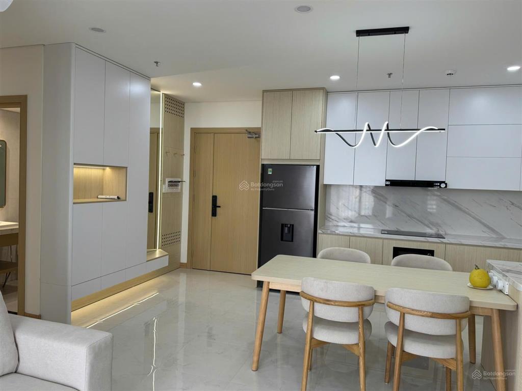 Bán chuyển nhượng căn hộ 2p 71m2 đã có sổ full nội thất xịn xò sentosa sky park cđt singapore