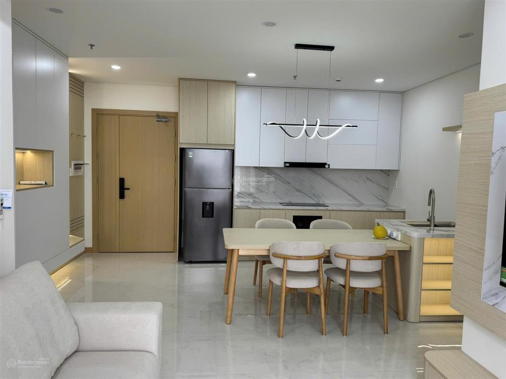 Bán chuyển nhượng căn hộ 2p 71m2 đã có sổ full nội thất xịn xò sentosa sky park cđt singapore