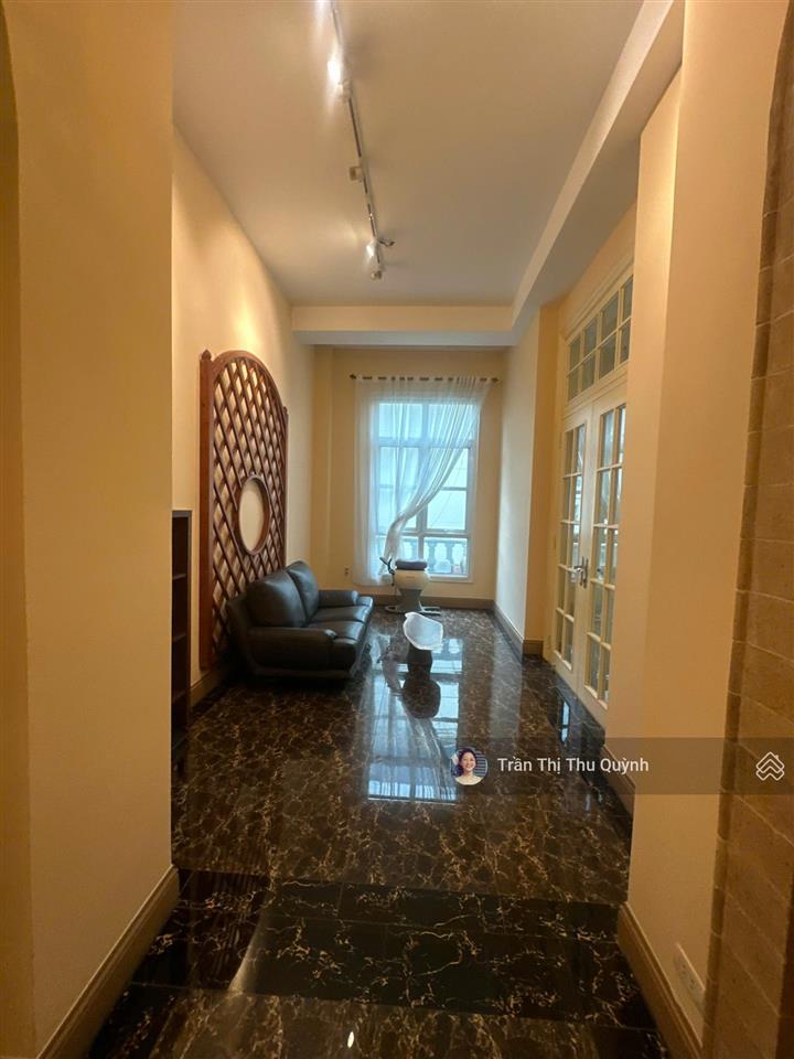 Chủ nhà gửi bán ch vip 3pn2wc tại toà the manor  hà nội  chỉ với 19 tỷ nhận sổ đỏ căn hộ 189,96m2