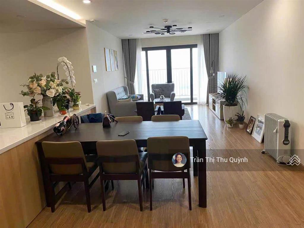 Bán căn hộ 3pn 2vs  128.5m2 ban công hướng mát, giá 13.5 tỷ. dự án sky park tôn thất thuyết