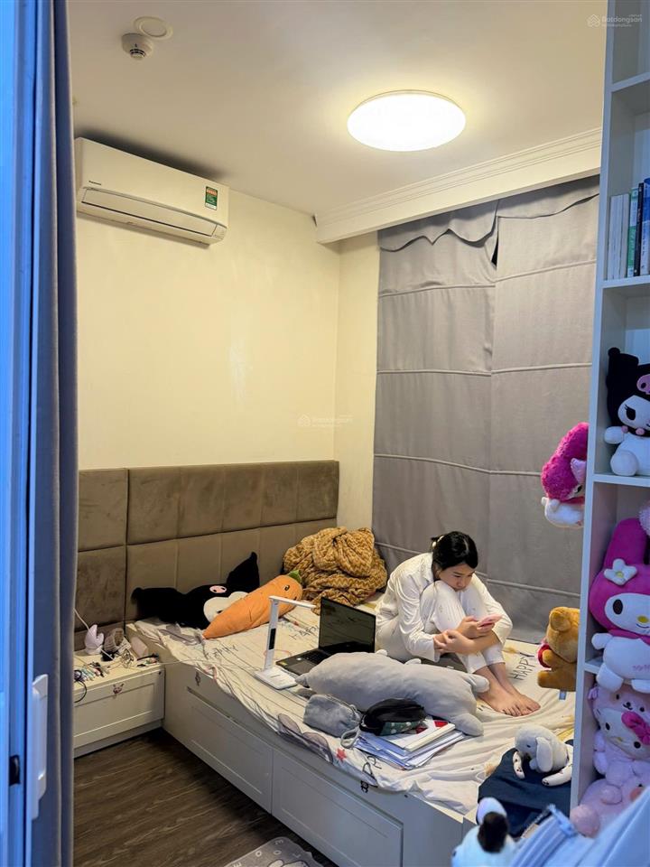 Bán trong tuần căn hộ vinhome greenbay, 2n2vs , 65m2 , view hồ , toà g2 , 7,5 tỷ công chứng ngay.