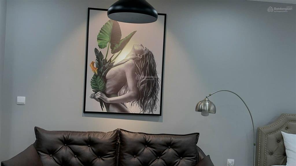 Giá chốt studio full nt đẹp d'capital, 34m2, tháp c2, tầng cao, view trực diện tdh, 3,5tỷ bao hết