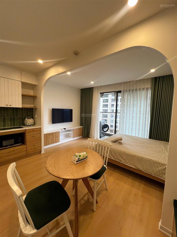 Bán nhanh studio tâm huyết, nội thất vừa làm, nhà đẹp sẵn hợp đồng thuê 14tr, view hồ, giá tốt