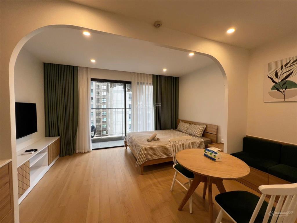 Bán nhanh studio tâm huyết, nội thất vừa làm, nhà đẹp sẵn hợp đồng thuê 14tr, view hồ, giá tốt