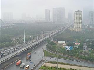 Bán căn 1,5n cơ bản dcapital , tầng trung , view toàn cảnh tdh , giá 4,45 tỷ có thể thương lượng.