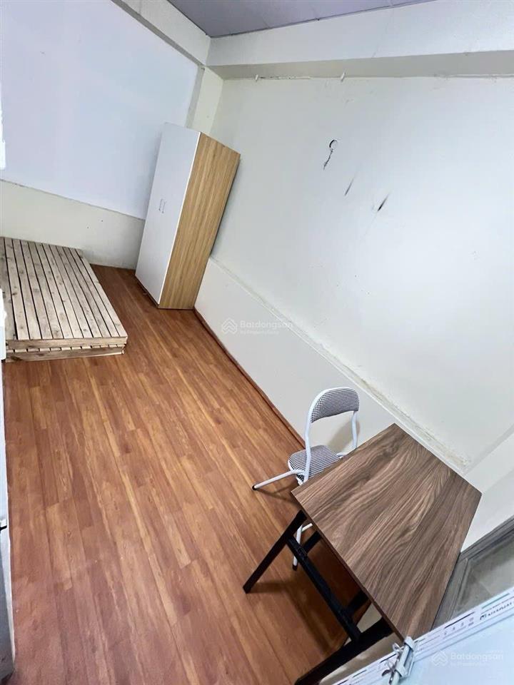 Cho thuê phòng tại lạc long quân giá chỉ 1tr5 ở 1 người