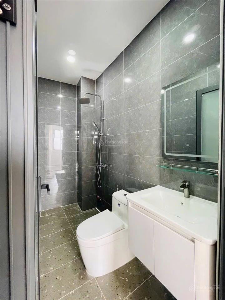 Nhà 1 lầu mới hoàn thiện full nội thất đẹp hẻm 3m huỳnh tấn phát, q7  cách hxh chỉ 30m