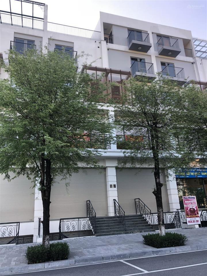 Cho thuê shophouse đẹp vị trí vàng tại the manor central park
