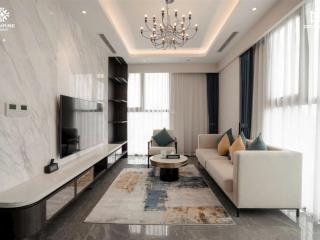 Bán chung cư 3 phòng ngủ tầng 10 tại gloria số 8 nguyên hồng diện tích 82m2 giá 11,2 tỷ sẵn sổ đỏ