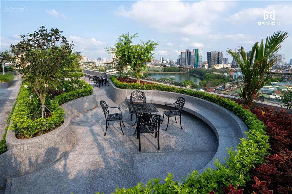 Bán chung cư 3 phòng ngủ tầng 10 tại gloria số 8 nguyên hồng diện tích 82m2 giá 11,2 tỷ sẵn sổ đỏ