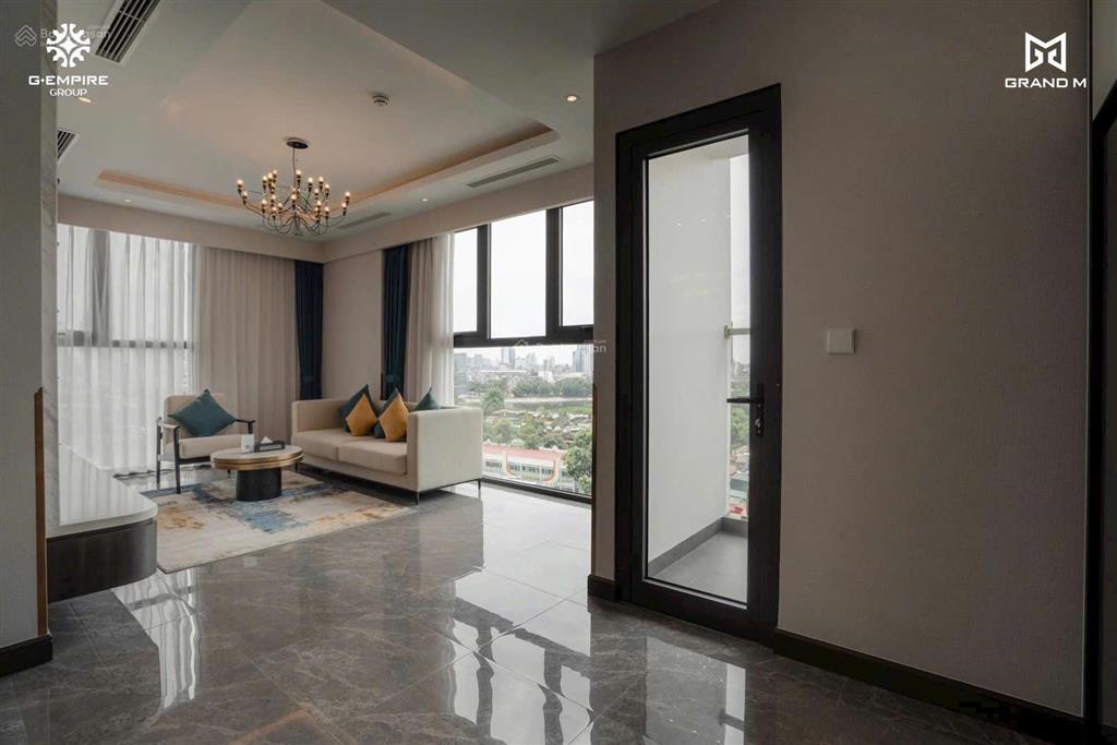 Bán chung cư 3 phòng ngủ tầng 10 tại gloria số 8 nguyên hồng diện tích 82m2 giá 11,2 tỷ sẵn sổ đỏ