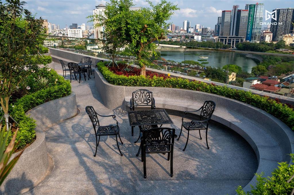 Bán chung cư 3 phòng ngủ tầng 10 tại gloria số 8 nguyên hồng diện tích 82m2 giá 11,2 tỷ sẵn sổ đỏ