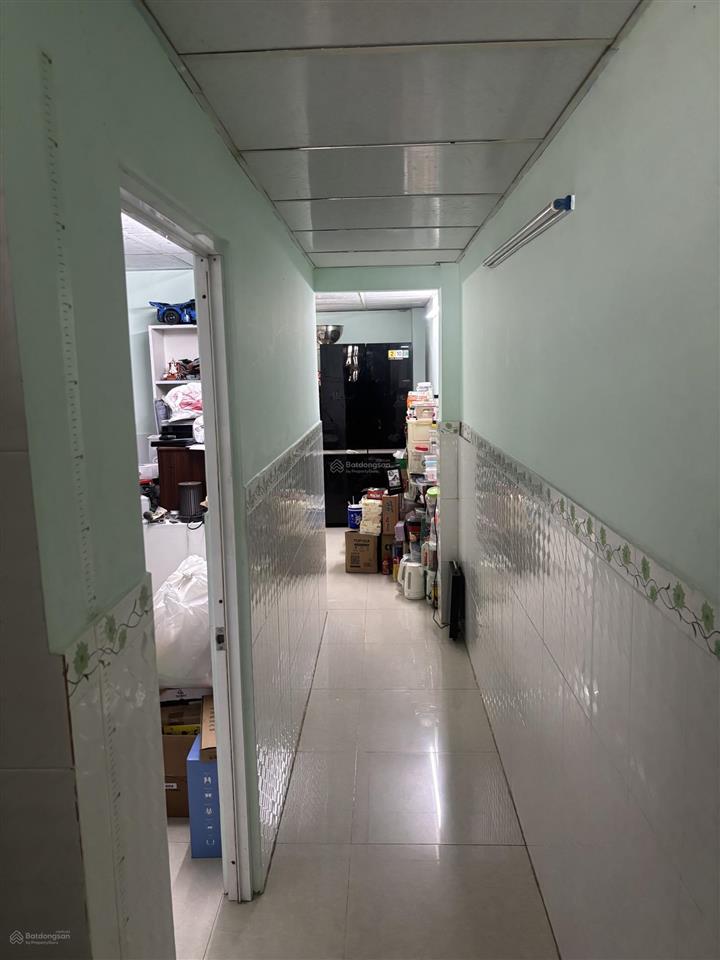 Bán nhà 1 trệt 1 lầu có 3pn và 2wc giá 4 tỷ thương lượng