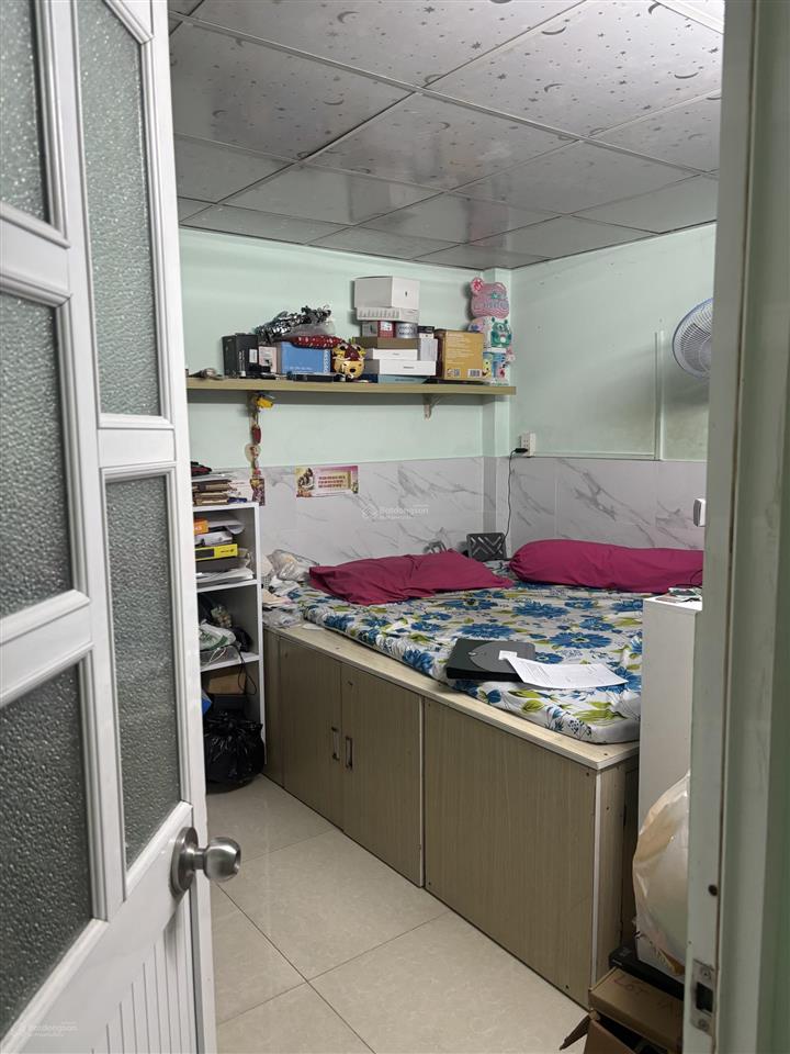 Bán nhà 1 trệt 1 lầu có 3pn và 2wc giá 4 tỷ thương lượng