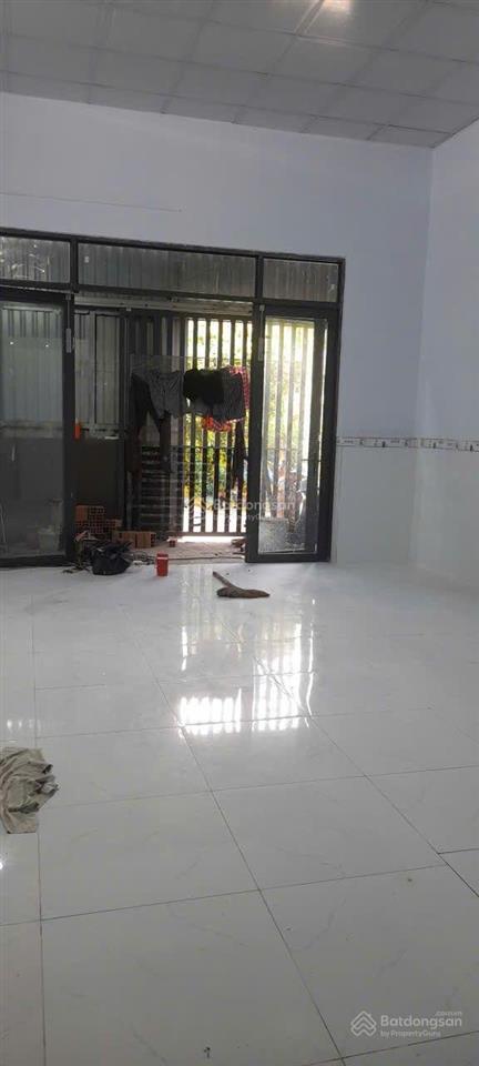 Cho thuê nhà 2pn đường xe hơi đường nguyễn duy trinh đi vào phường long trường gần chợ long trường