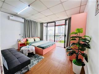 Cho thuê căn hô dịch vụ q4, 1 phòng ngủ ngăn vách kính, ban công full nội thất.