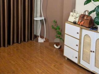 Cho thuê nhà ngõ 41 Trần Duy Hưng, Cầu Giấy 65M x 4T(5 ngủ) giá 18 triệu, 30M RA PHỐ