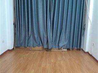 Cho thuê nhà ngõ 132 Cầu Giấy 22M x 4T (3 ngủ) giá 11 triệu có giảm