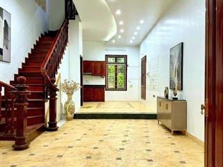 Cho thuê nhà ngõ 82 Chùa Láng, Đống Đa 60M x 5T (6 phòng) Ô TÔ - KD giá 35 triệu 