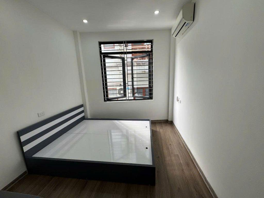 Cho thuê nhà Lê Quang Đạo, Phú Đô 38m*5 tầng (5PN) ĐẸP, FULL ĐỒ giá 13 triệu
