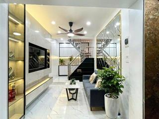NHÀ MỚI, FULL ĐỒ Văn Chương, Đống Đa 20m*5T(3ngủ) giá 12 triệu
