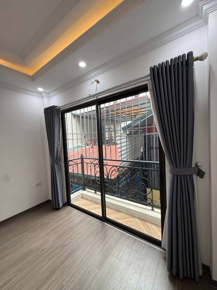 Cho thuê nhà Trần Khát Chân, Hai Bà Trưng 35m x 5T (3 ngủ kk) giá 17 triệu