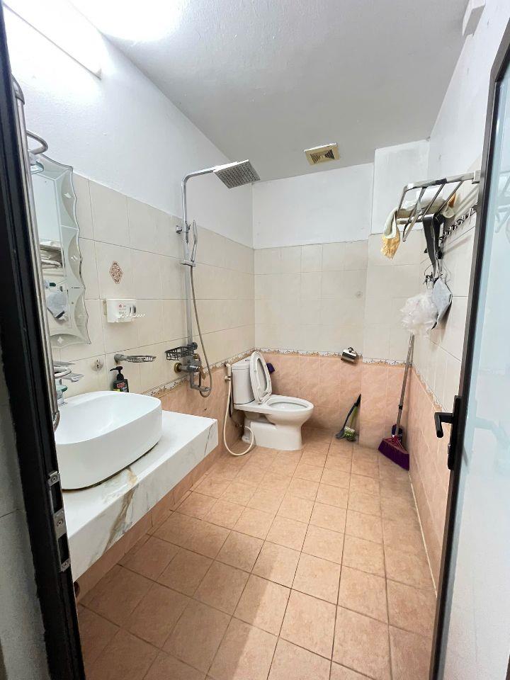 Cho thuê nhà Trần Duy Hưng, Cầu Giấy 46m x 4T (4 ngủ) giá 16 triệu