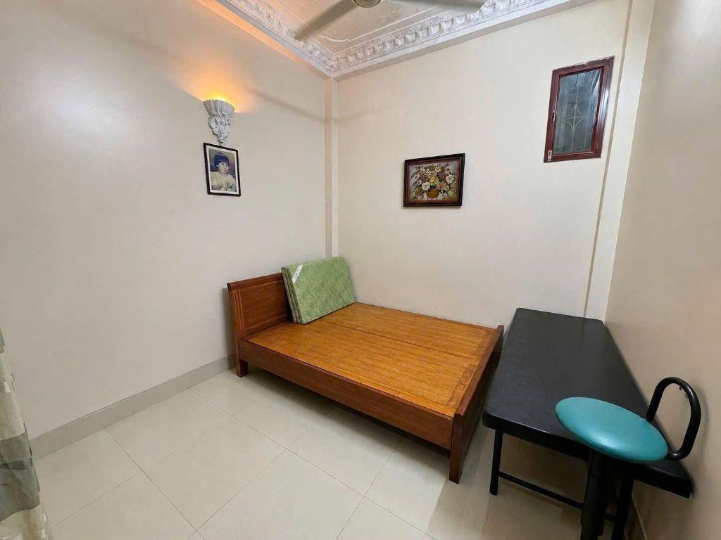 Cho thuê nhà ngõ 278 Nghi Tàm, Tây Hồ 45m x 5T(6 ngủ) giá 13 triệu