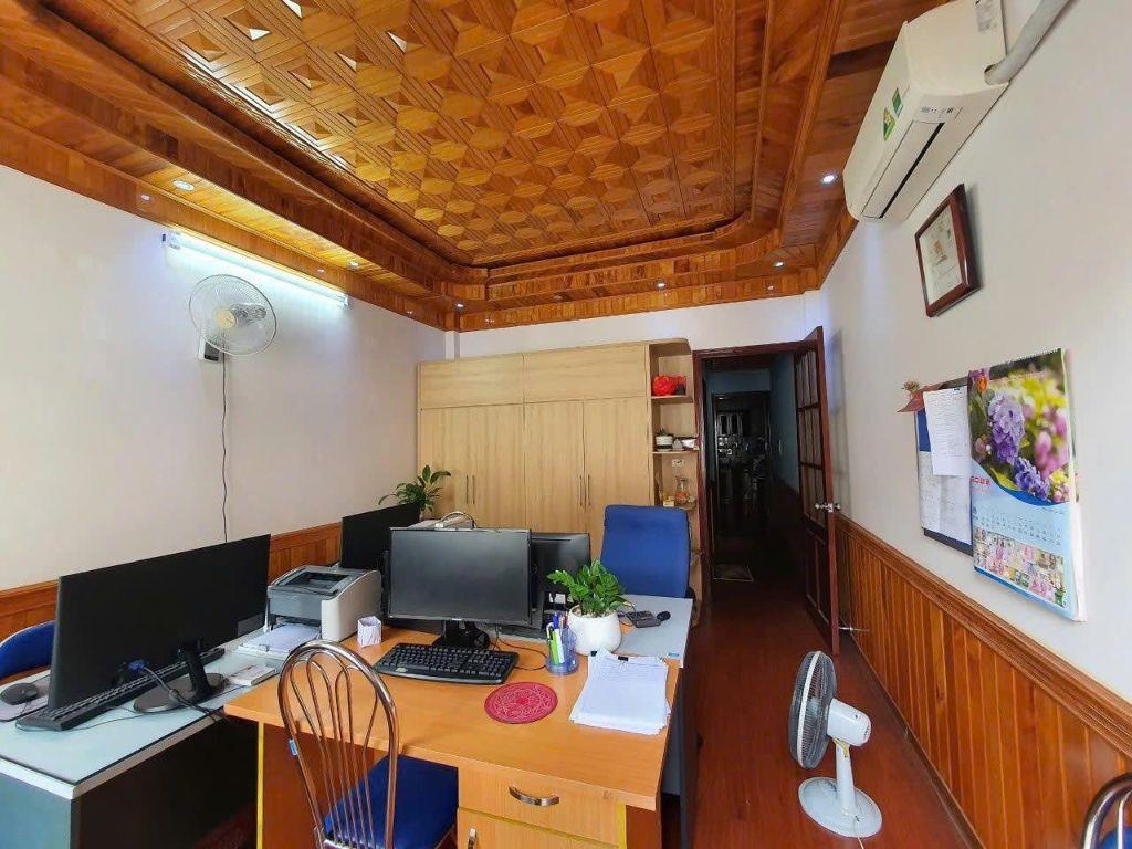 Cho thuê nhà ngõ 78 Duy Tân, Cầu Giấy 50m x 5T (6 phòng) OTO DỪNG ĐỖ _23 triệu