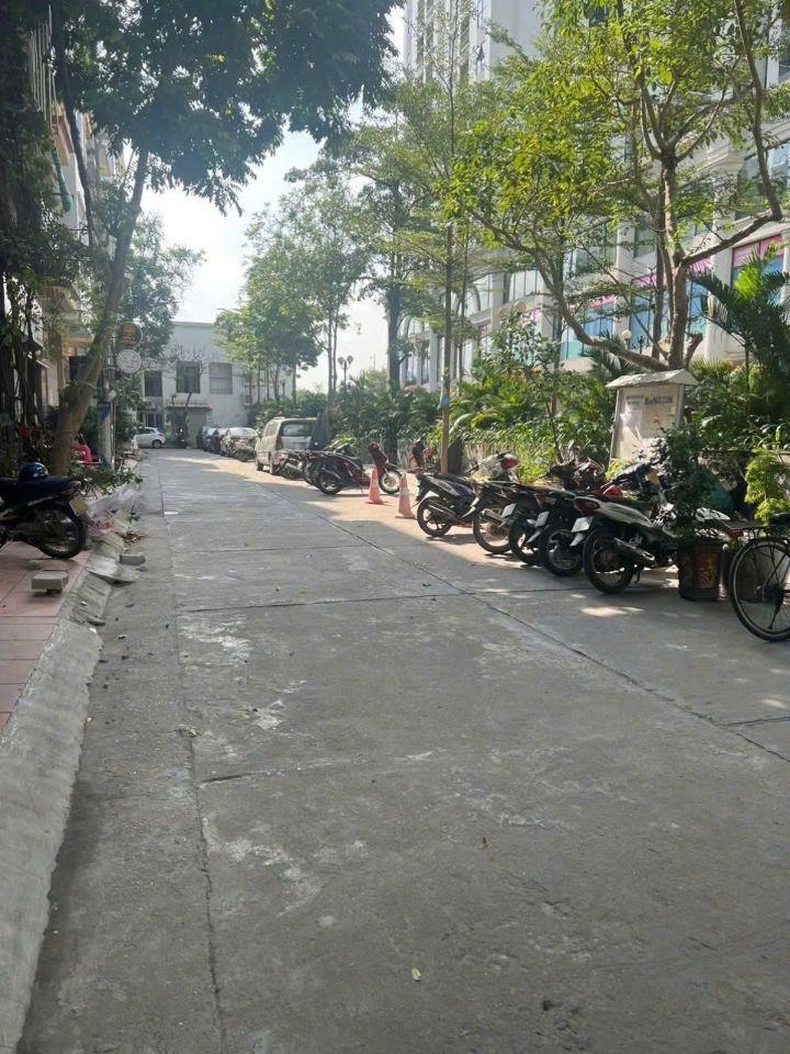 Cho thuê LK KĐT Mỹ Đình, Nguyễn Cơ Thạch _Từ Liêm 60m x 4T (5 phòng) Ô TÔ ĐỖ CỬA