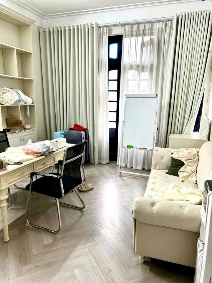Cho thuê nhà MP Tuệ Tĩnh, phố Huế_Hai Bà Trưng 75m x 5T (6 phòng) giá 55 triệu