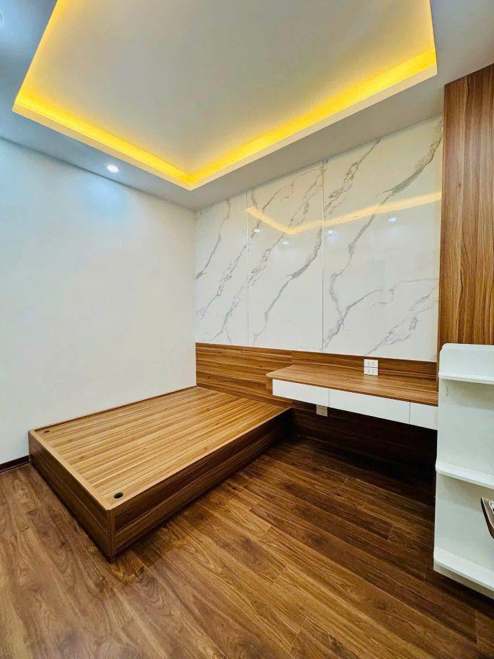 Cho thuê nhà Trung Văn, Nam Từ Liêm 70m x 4T (4 ngủ kk) THANG MÁY, FULL ĐỒ_20 triệu