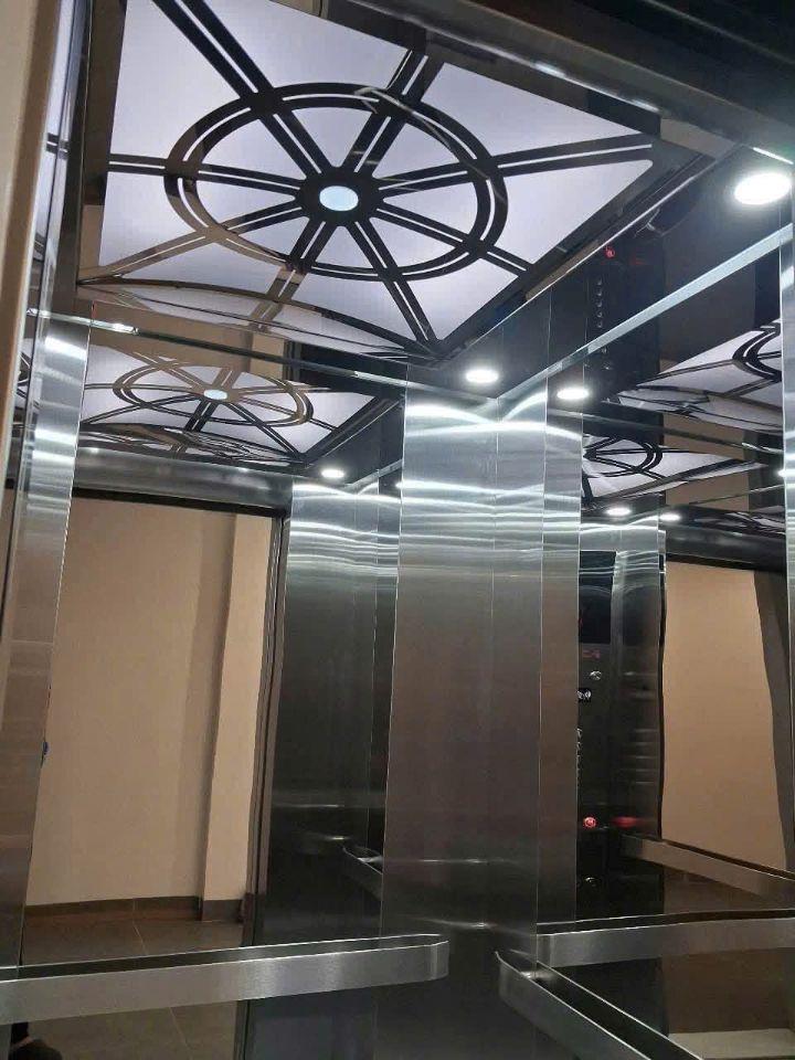 Nhà THANG MÁY, NỘI THẤT ĐẸP ngõ 89 Lạc Long Quân, Tây Hồ 40m x 5T giá 16.5 triệu