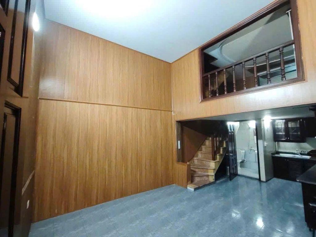 Cho thuê nhà Cửa Nam, Hoàn Kiếm 30m x 3T, 3 ngủ giá 13 triệu