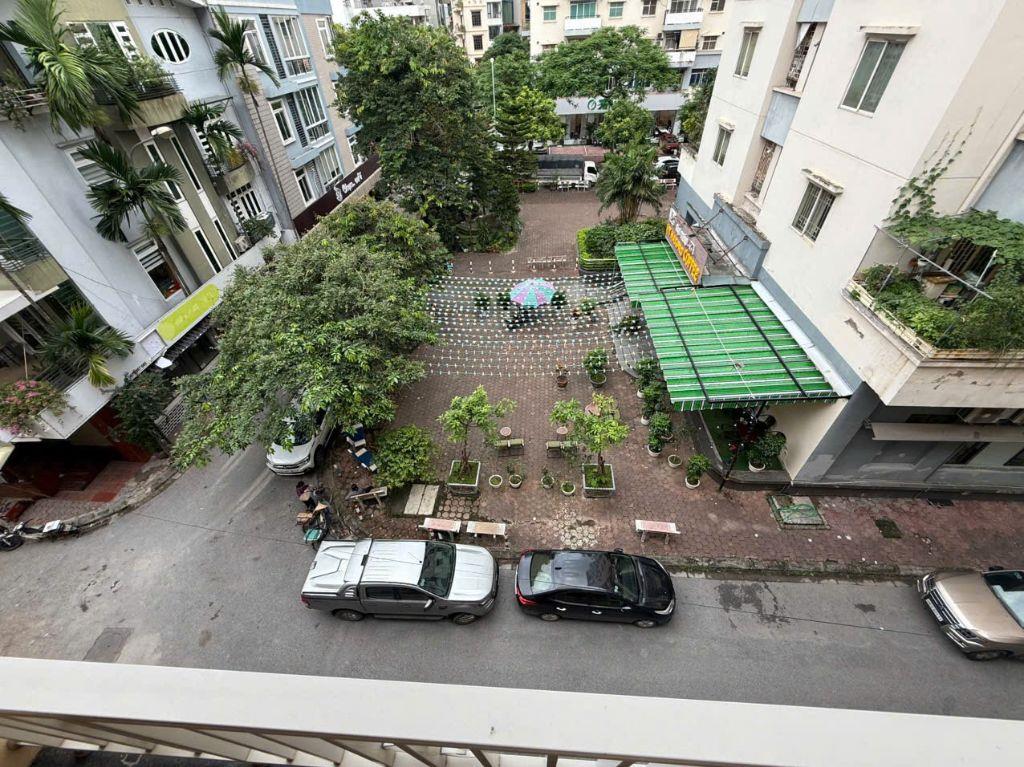 Cho thuê nhà KĐT Yên Hoà, Cầu Giấy 80m x 4T OTO , KD giá 36.5 triệu