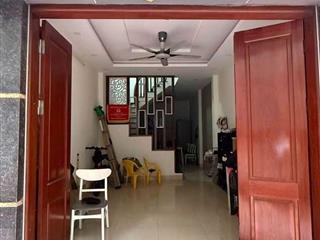 Cho thuê nhà Nguyễn Hoàng, Mỹ Đình _Nam Từ Liêm 40m x 5T (7 phòng) giá 15 triệu