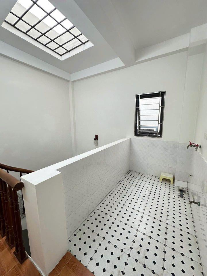 Cho thuê nhà ngõ 394 Mỹ Đình, Nam Từ Liêm 30m x 5T giá 13.5tr CHO Ở NHÓM