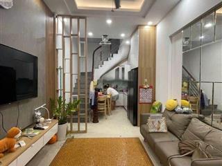 Cho thuê nhà ngõ 59 Khúc Thừa Dụ, Cầu Giấy 30m x 5T (3 ngủ) giá 15 triệu