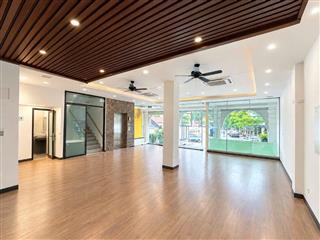 Cho thuê nhà ngõ phố Đồng Me, Mễ Trì _Từ Liêm 130m x 6T giá 120tr MỚI ĐẸP, THANG MÁY, KD