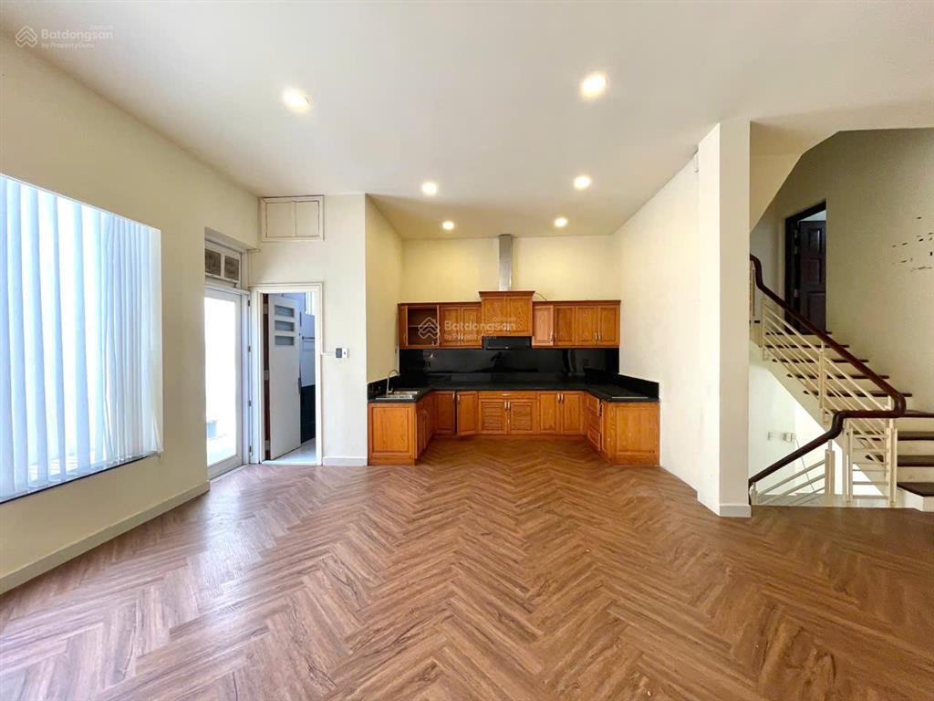 Cho thuê villa mới đẹp khu an phú trệt 3 lầu sân vườn 7x20 40 triệu