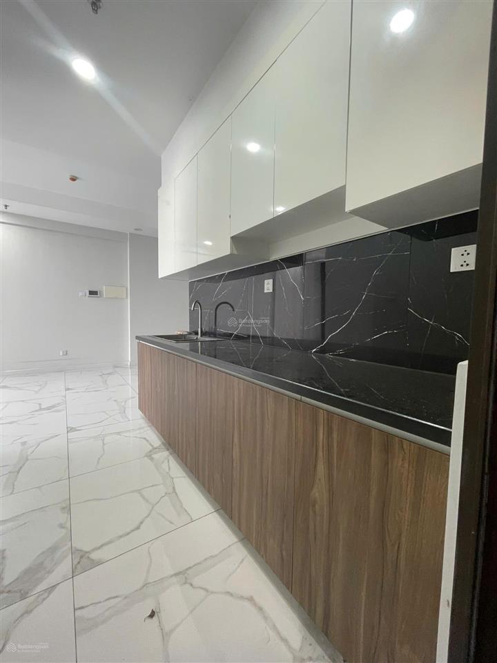 Kẹt tiền bán gấp trong tuần opal boulevard 2pn 77m2 chỉ 3.35 tỷ, đông nam, gọi bộ 0981 244 ***