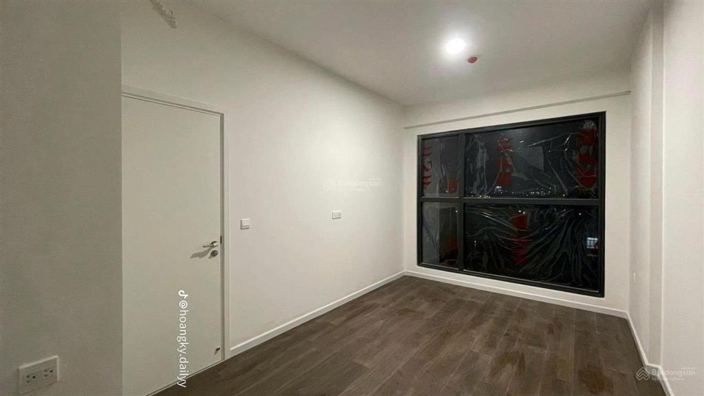 Bán gấp căn góc 2pn,victoria village q2, 73m2 chỉ 6.8 tỷ(bao hết), view sông +landmark 81, tin thật