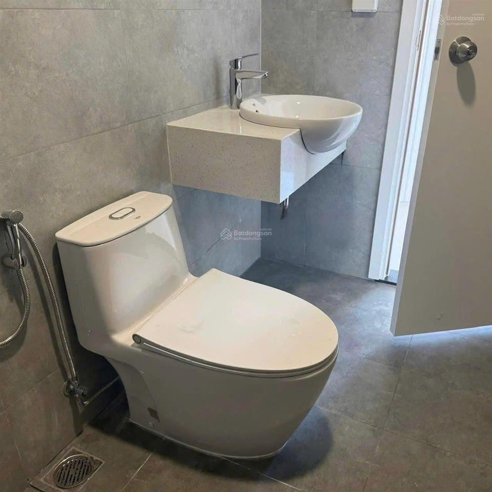 Bán gấp căn góc 2pn,victoria village q2, 73m2 chỉ 6.8 tỷ(bao hết), view sông +landmark 81, tin thật