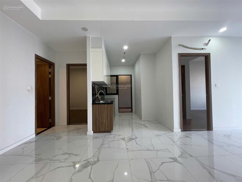 Bán gấp trong tuần opal boulevard 2pn, 98m2 chỉ 4.05 tỷ( bao thuế phí), đông nam, gọi bộ 0981 244 ***