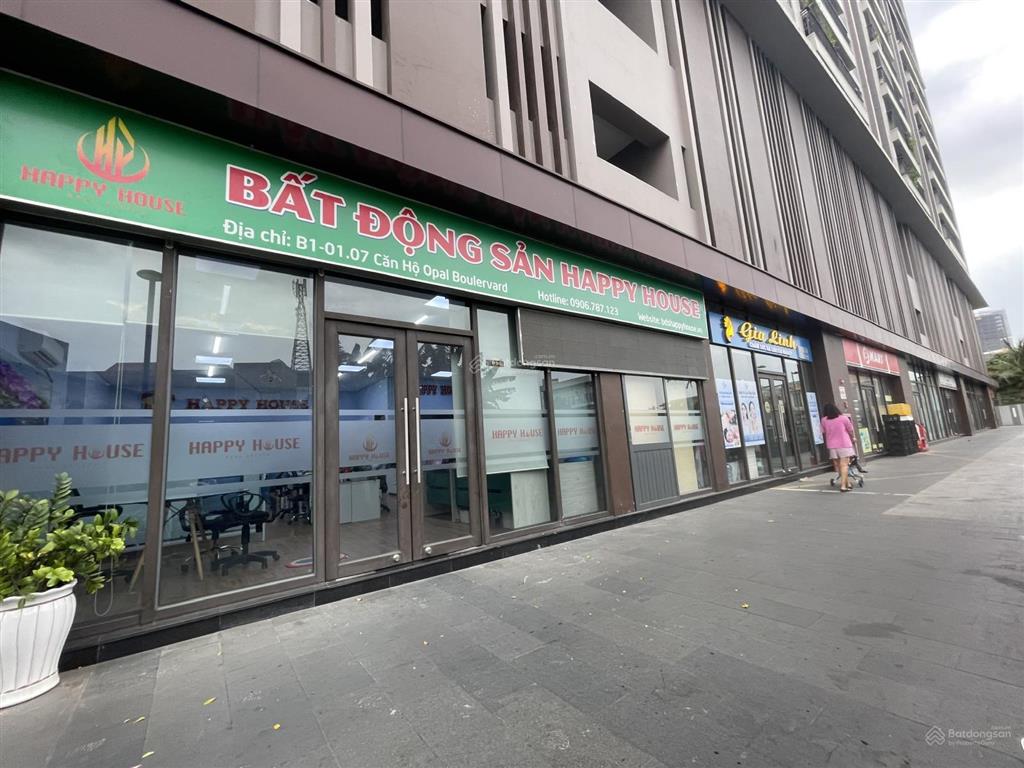 Cần tiền bán gấp 2pn opal boulevard 71,6m2 3,7 tỷ đông nam, sổ sẵn đăng là có, gọi bộ 0981 244 ***