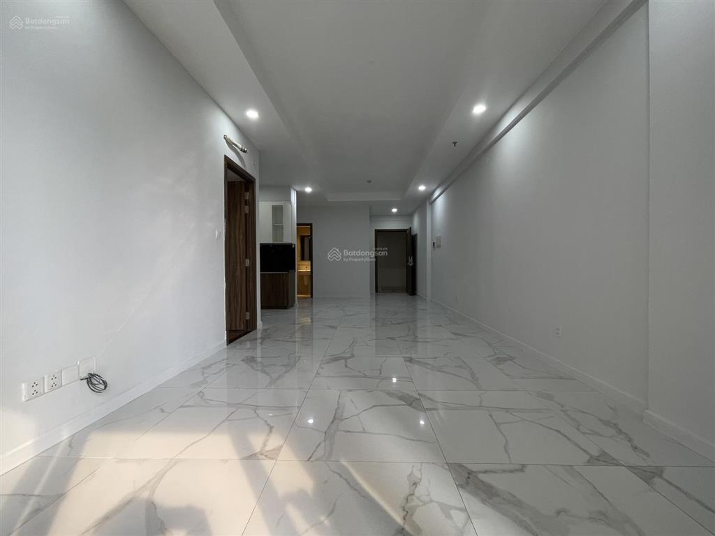 Cần tiền bán gấp 2pn opal boulevard 71,6m2 3,7 tỷ đông nam, sổ sẵn đăng là có, gọi bộ 0981 244 ***