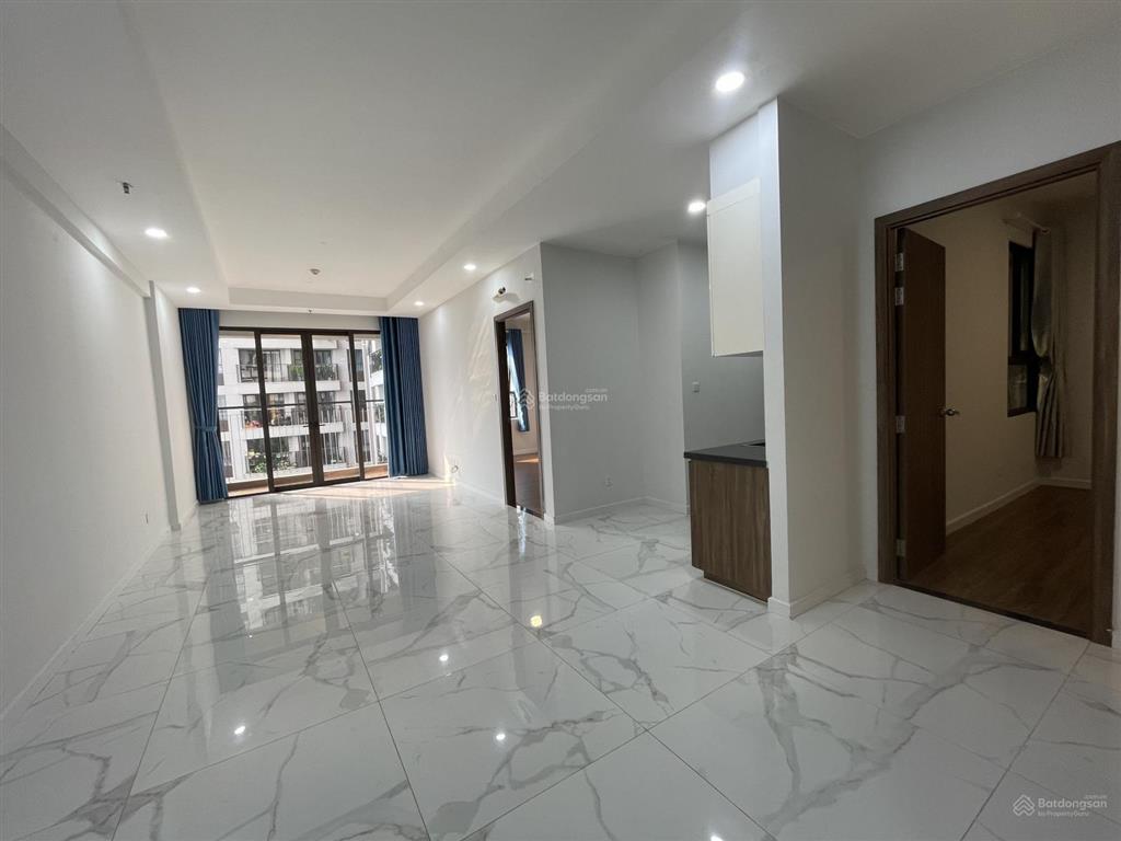 Cần tiền bán gấp 2pn opal boulevard 71,6m2 3,7 tỷ đông nam, sổ sẵn đăng là có, gọi bộ 0981 244 ***