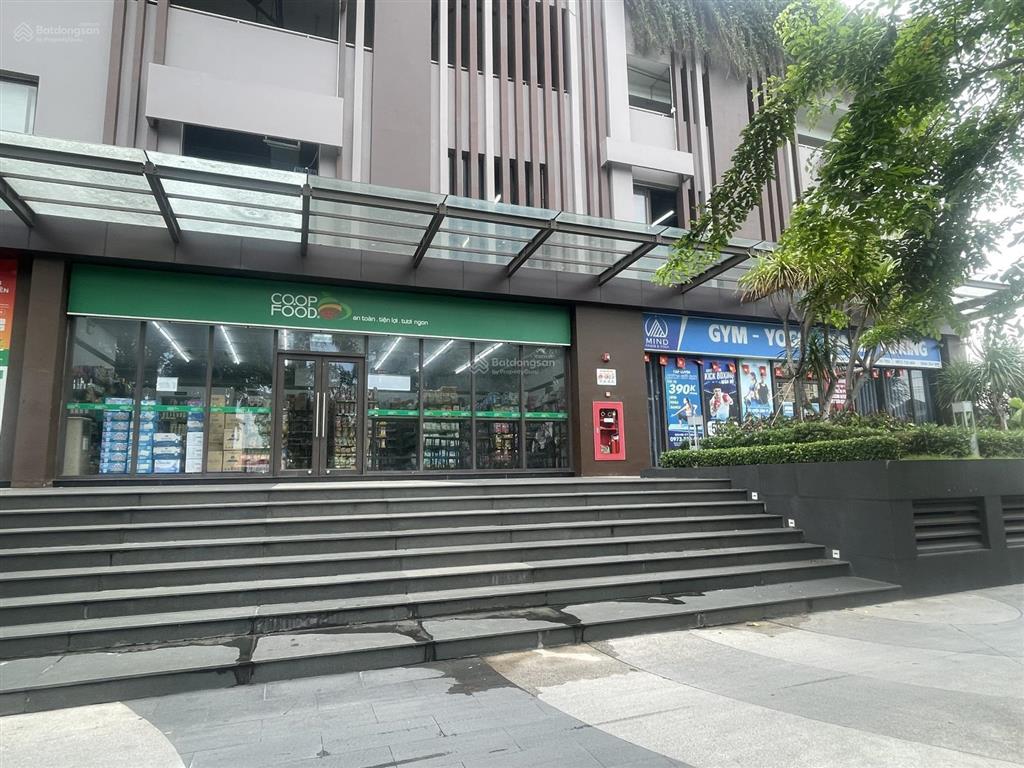 Cần tiền bán gấp 2pn opal boulevard 71,6m2 3,7 tỷ đông nam, sổ sẵn đăng là có, gọi bộ 0981 244 ***