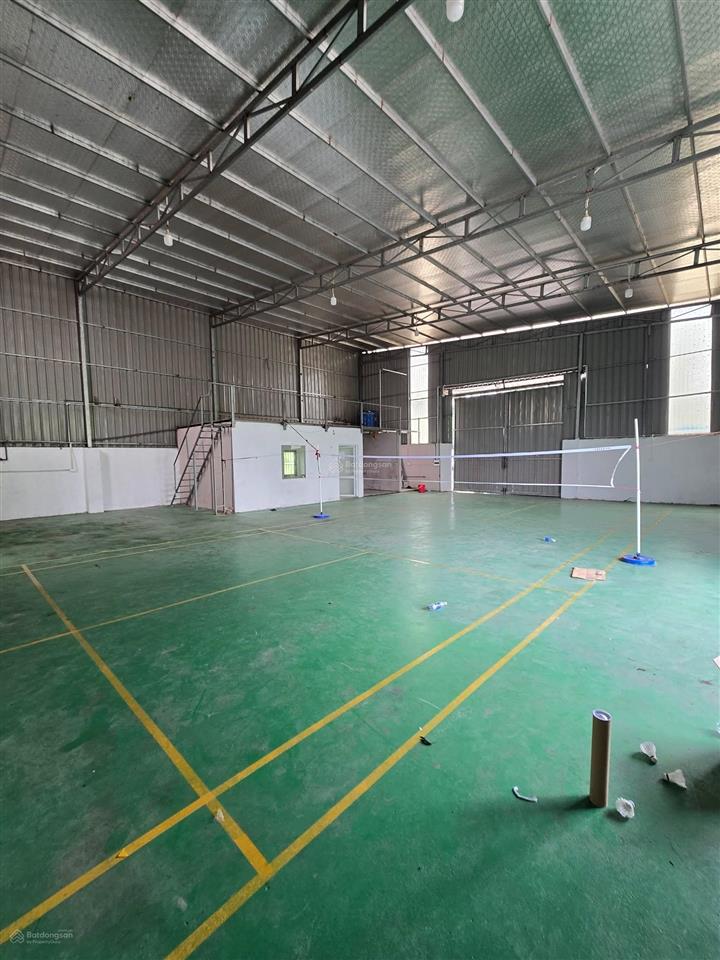 Phân lô vip  lô góc thông các ngả  3 ô tô tránh  vỉa hè 4m  sẵn kho xưởng  gần cao tốc
